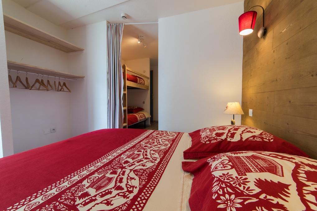 Gite La Maisonnee Sazos ภายนอก รูปภาพ